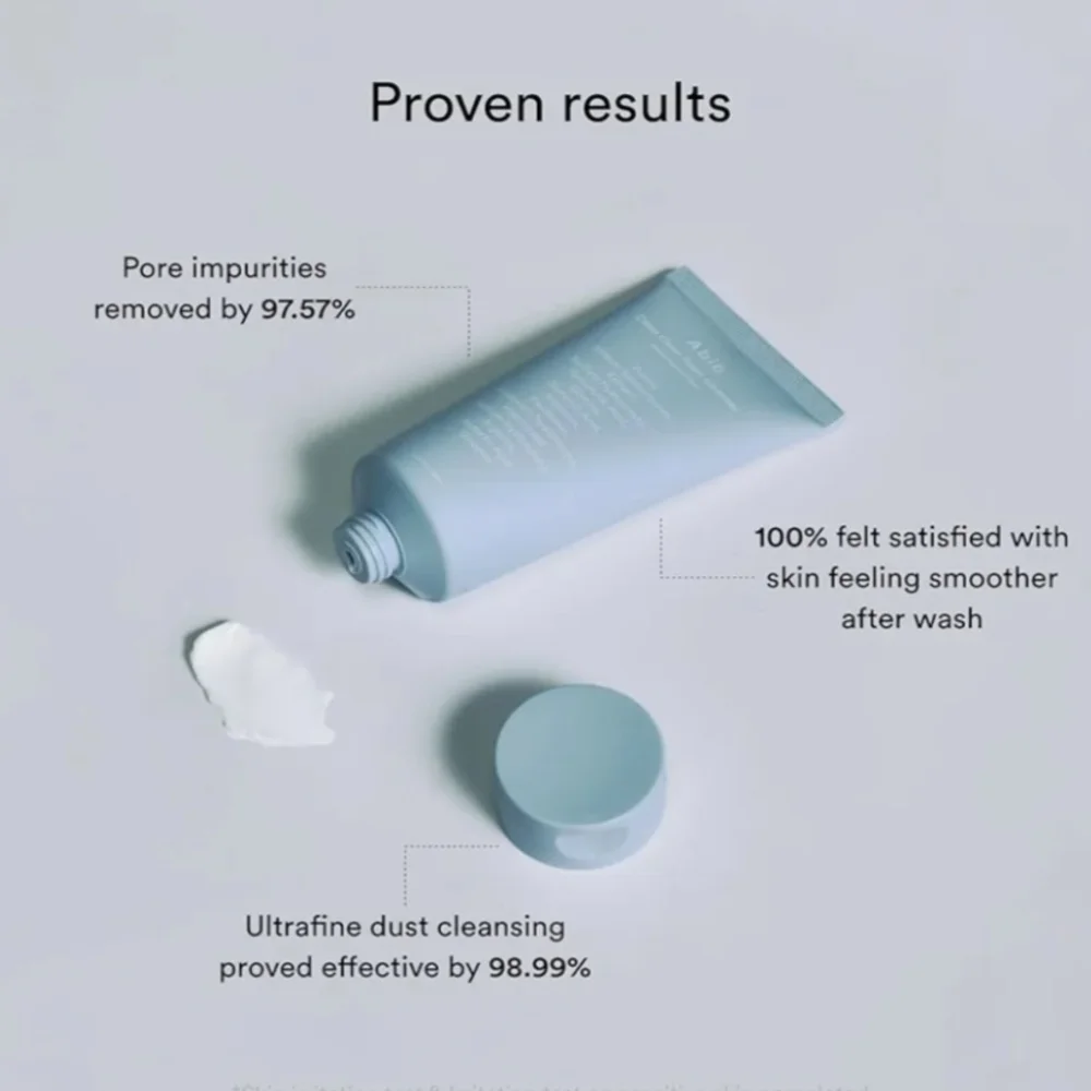 Blue Hydrating Cleanser & Exfoliant - Picture 3 of 4